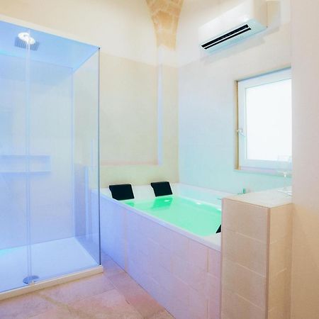 Filia Solis - Old Town Suites & Spa 브린디시 외부 사진
